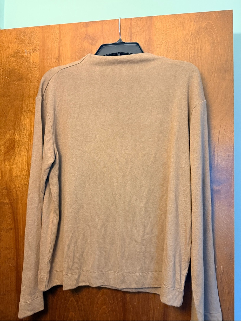 Women's Lightweight Turtleneck Sweater - Tan Mockneck